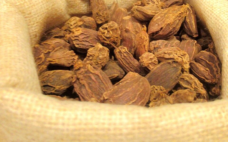 Black cardamom