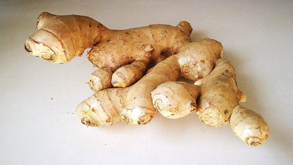 Dried ginger whole